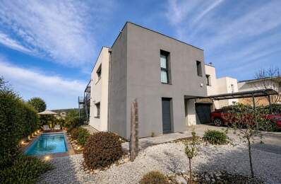 Villa familiale avec vue panoramique sur le golf de Juvignac — photo du bien