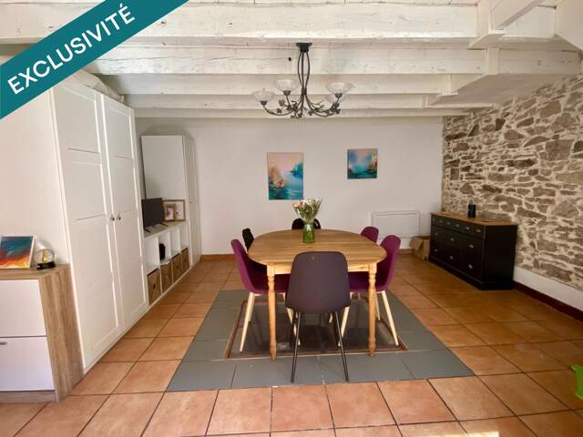 Maison de village avec jardin — photo du bien