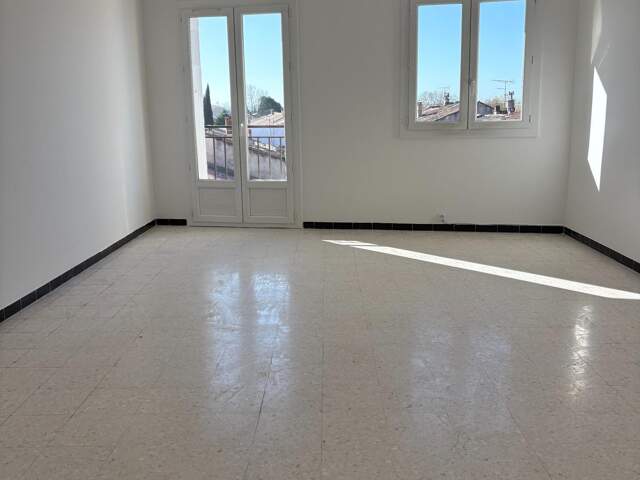 Appartement au dernier étage sans vis à vis avec garage — photo du bien