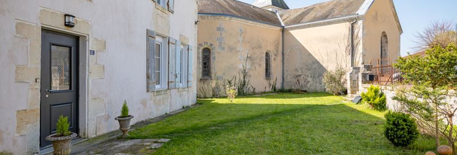 Maison 9 Pièces 241 m² à vendre à Tonnay-Boutonne (17380)