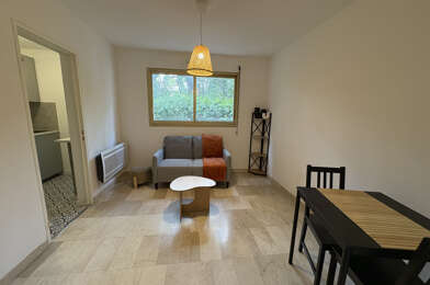 Appartement 2 pièces 900 €