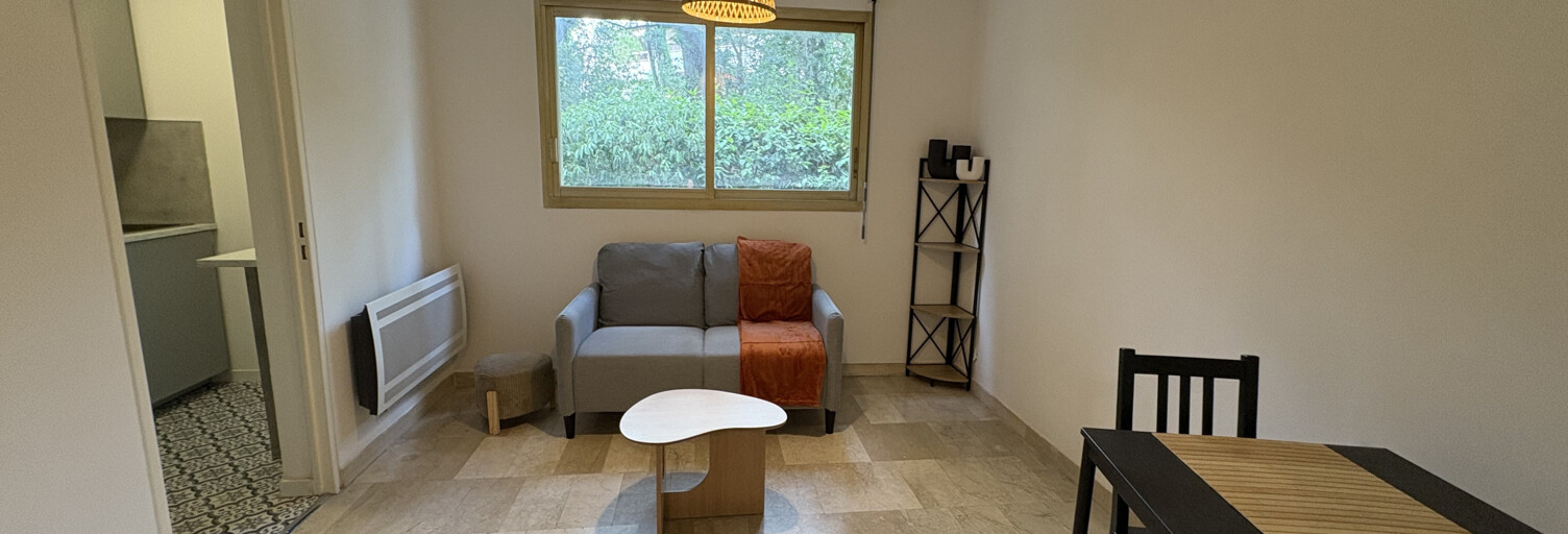 Appartement 2 Pièces 42 m² à louer à Marseille 9 (13009)