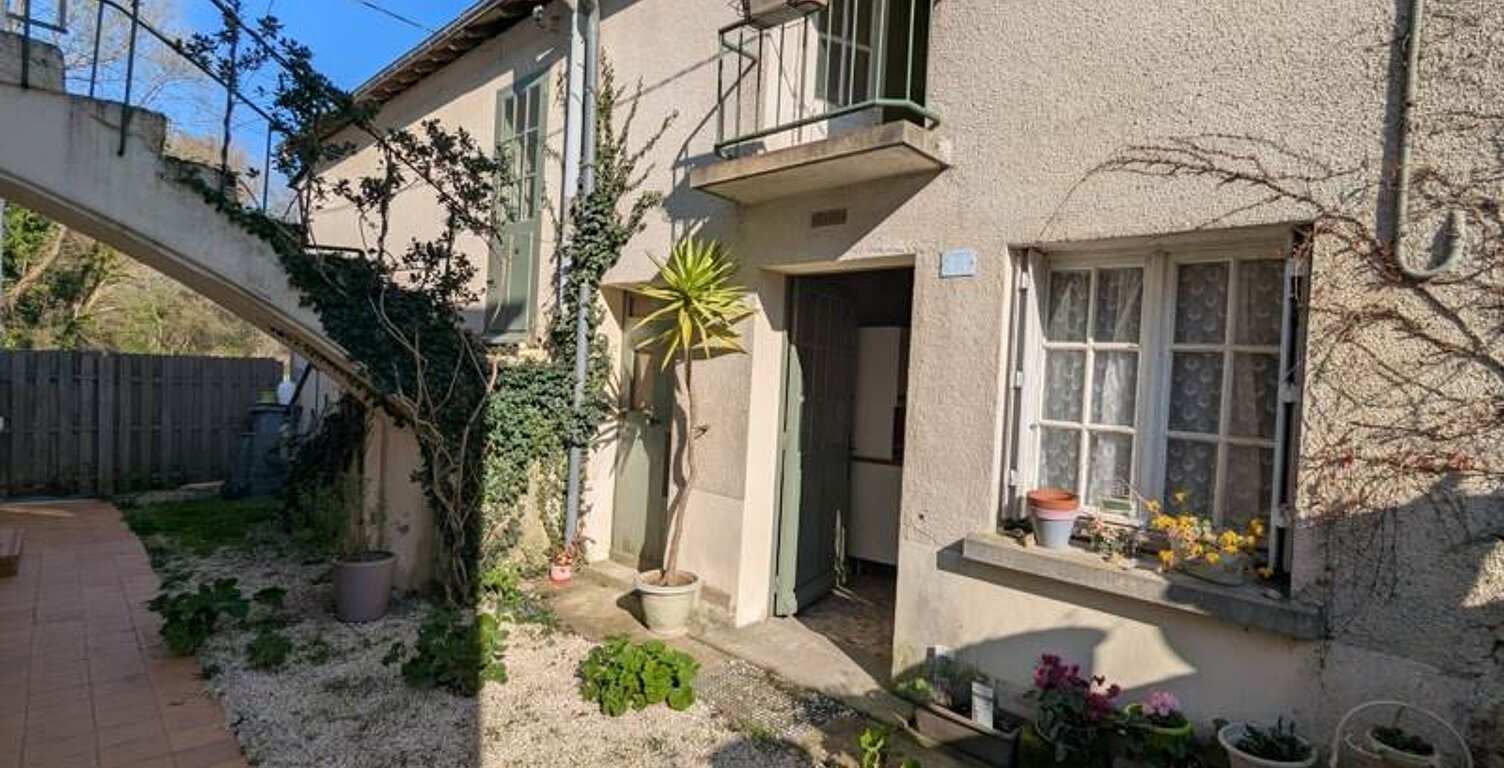 Maison de ville de 6 pièces principales — photo 1