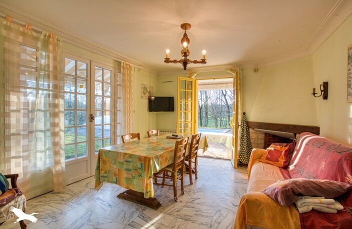 Contemporaine de 12 pièces principales — photo 3