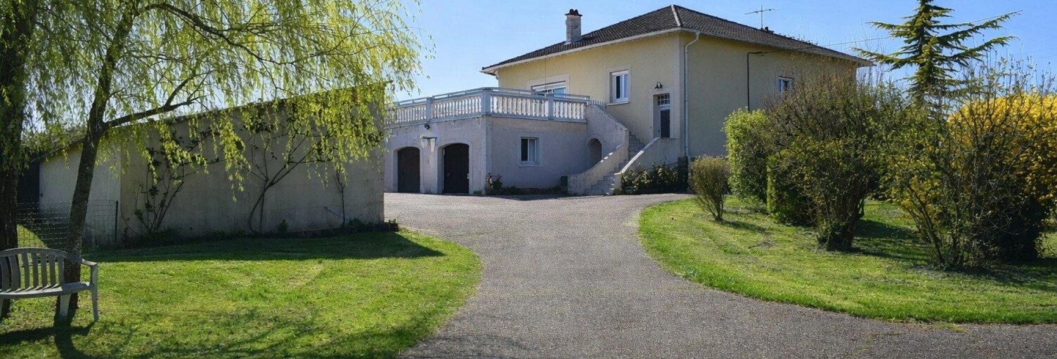 Maison 12 Pièces 295 m² à vendre à Prissé (71960)
