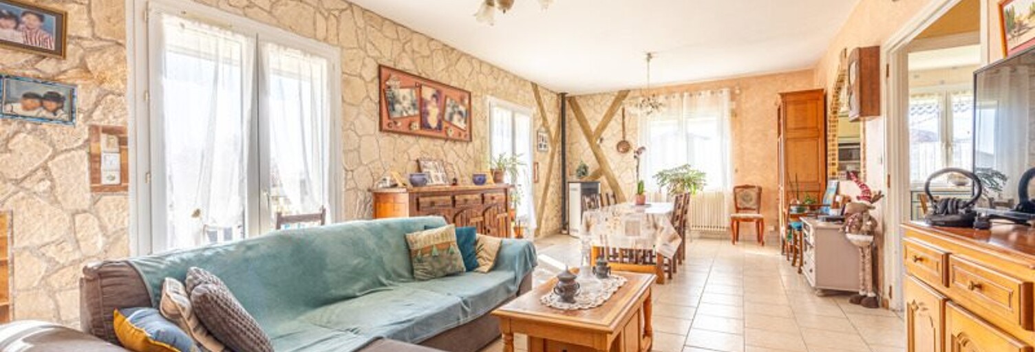 Maison 5 Pièces 167 m² à vendre à Surgères (17700)