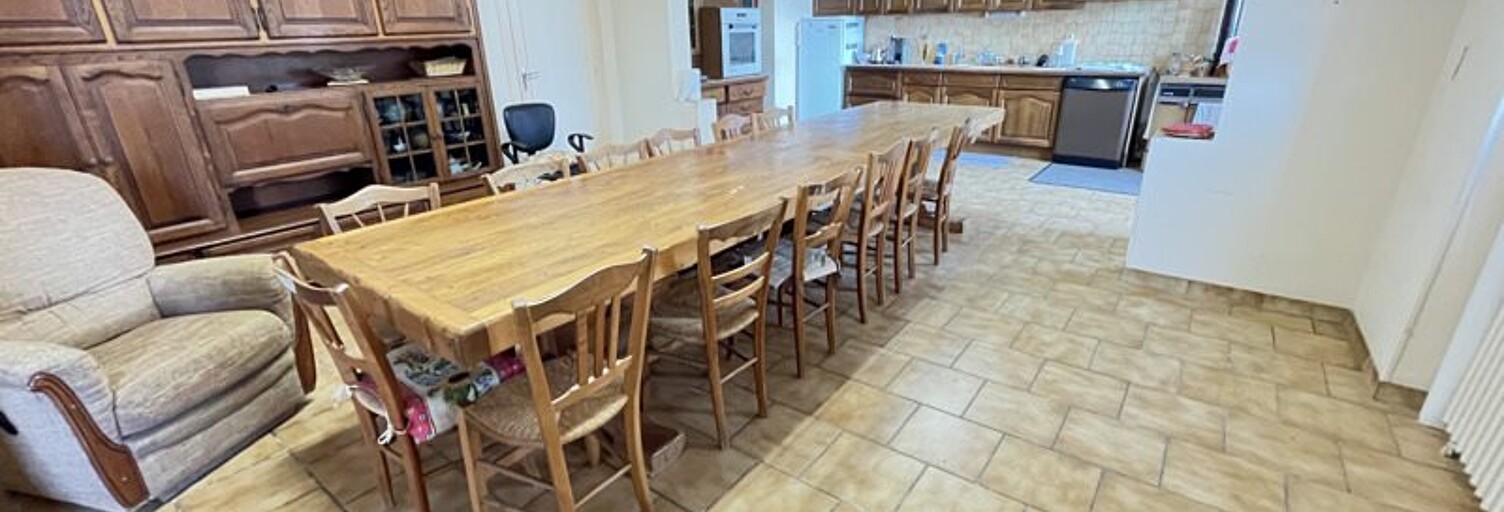 Maison 10 Pièces 181 m² à vendre à Barbezieux-Saint-Hilaire (16300)