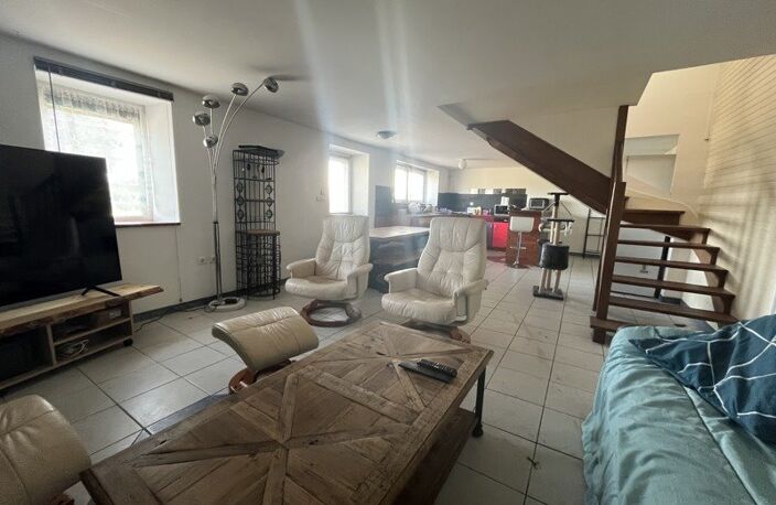 Maison en pierre de 3 pièces principales — photo 4