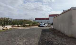 Commerce 2 Pièces 243 m² à louer à Montblanc (34290)