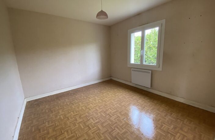 Vente maison 3 pièces 76 m² Saint-Laurent-en-Gâtines (37380) — photo 4