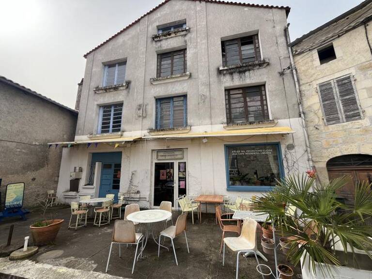 Maison de bourg de 8 pièces principales — photo 1