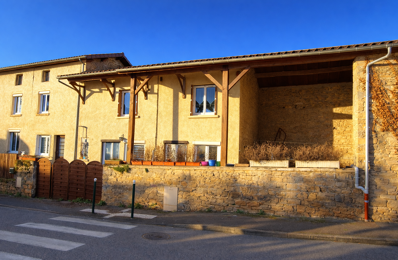 Maison double au centre de St Alban de Roche — photo du bien