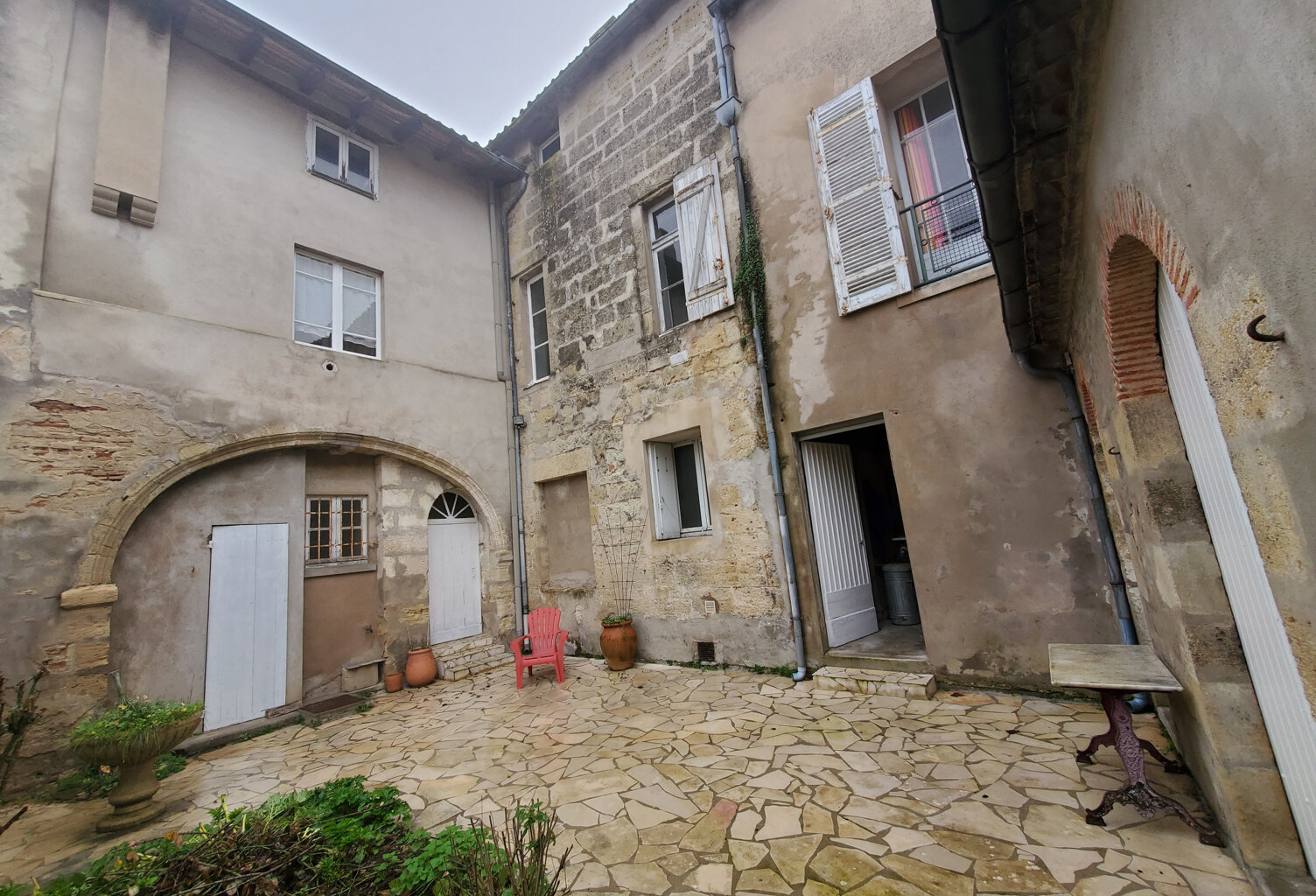 Centre ville de Marmande maison de carractère avec jardin et garage — photo 1
