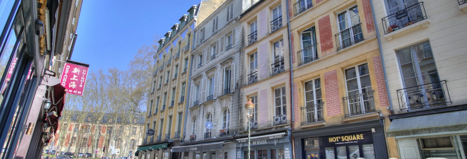 Immeuble  151 m² à vendre à Versailles (78000)