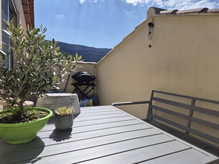 APPARTEMENT TYPE 3 -65 M2 - TERRASSE - 83640 PLAN D'AUPS LA SAINTE BAUME — photo 1