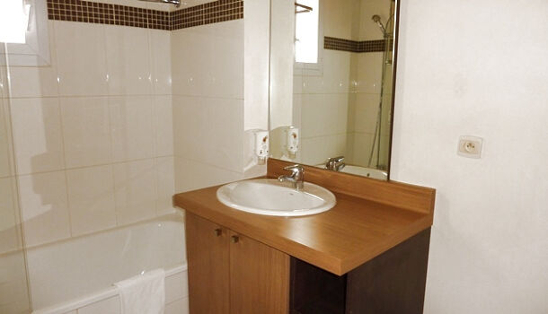 Appartement 2 pièces  à vendre Rousset 13790