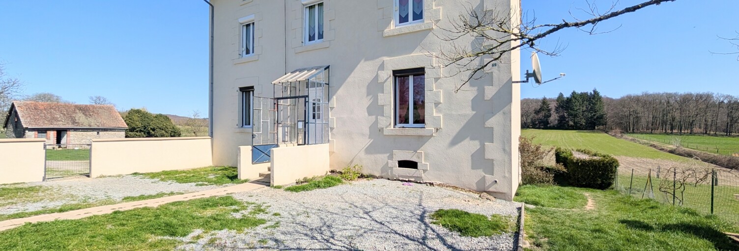Maison 10 Pièces 253 m² à vendre à Saint-Dizier-Masbaraud (23400)