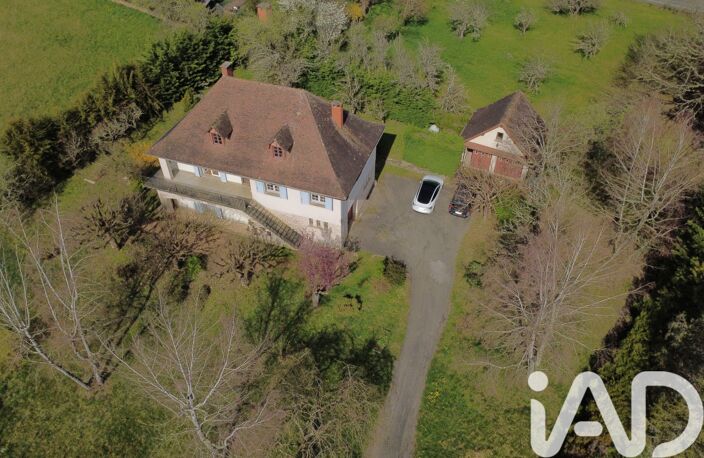 Vente Maison traditionnelle 10 pièces — photo 2