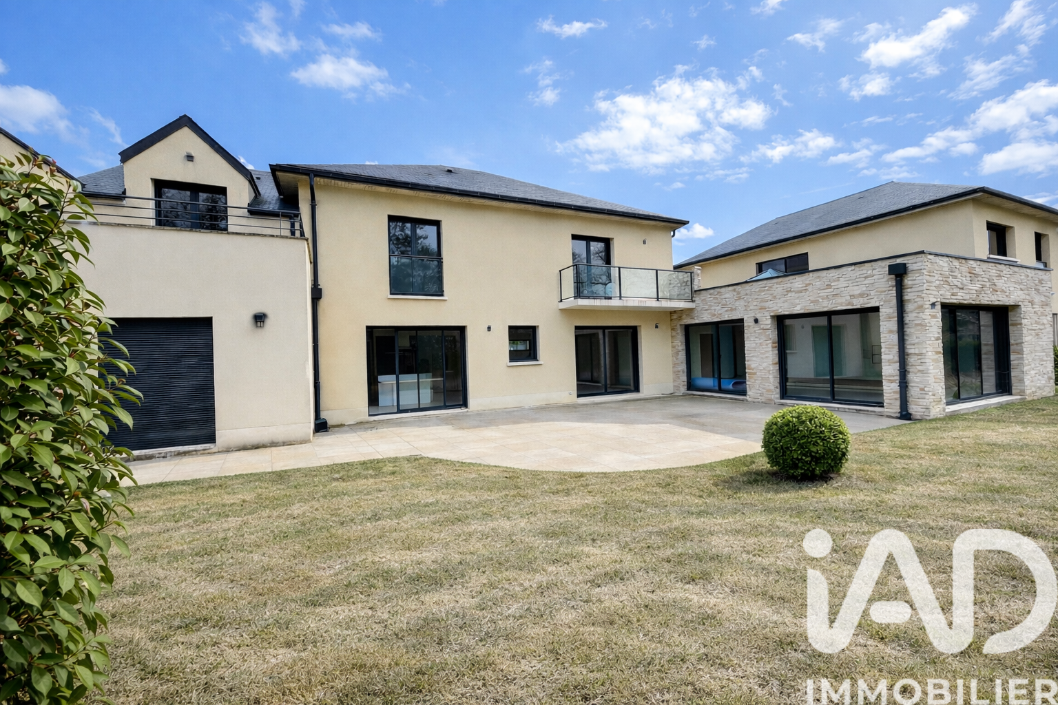 Le Mee-sur-Seine - 435m² - 8p. - 6ch.