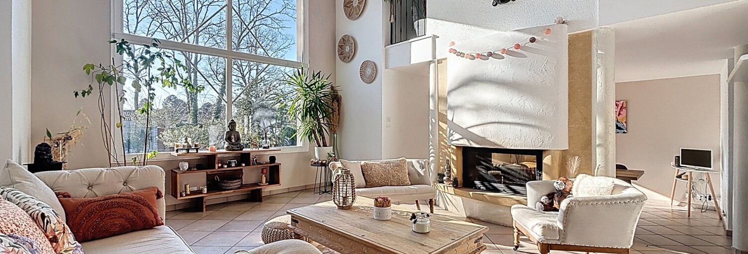 Maison 7 Pièces 200 m² à vendre à Le Pian-Médoc (33290)