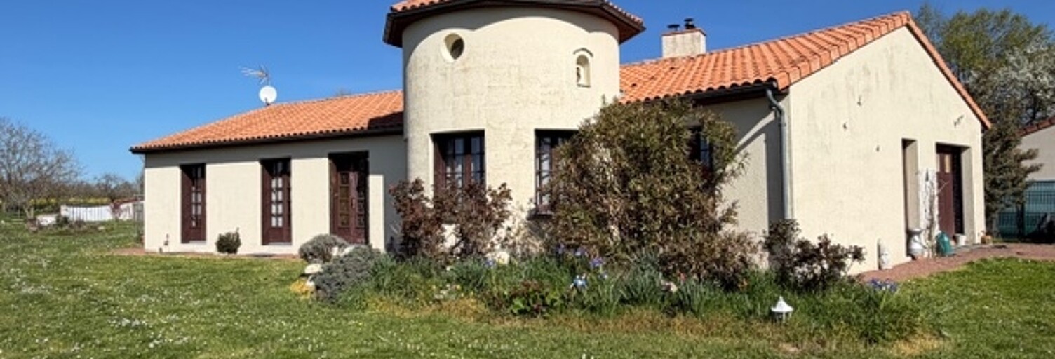 Maison 5 Pièces 128 m² à vendre à Saint-Martin-de-Mâcon (79100)