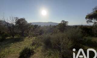 Terrain  13927 m² à vendre à Bagnols-en-Forêt (83600)