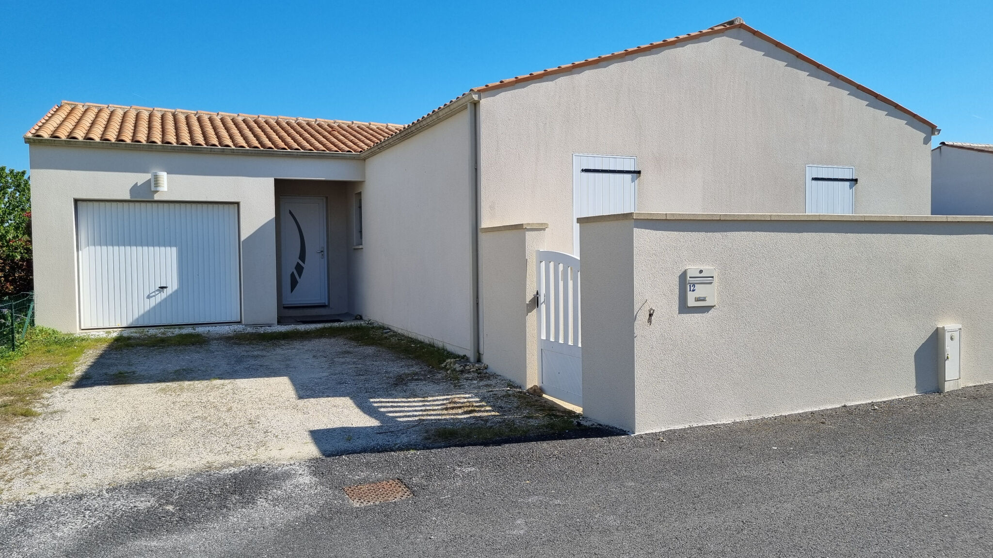 Villa / Maison  T4 à vendre Pons 17800