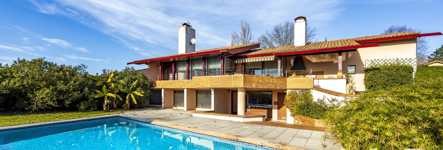 Maison 6 Pièces 300 m² à vendre à Peyrehorade (40300)