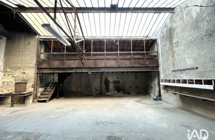 Vente Local d'activités 161 m&sup2; — photo 2