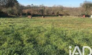 Terrain  633 m² à vendre à Saint-Martin-du-Bois (33910)