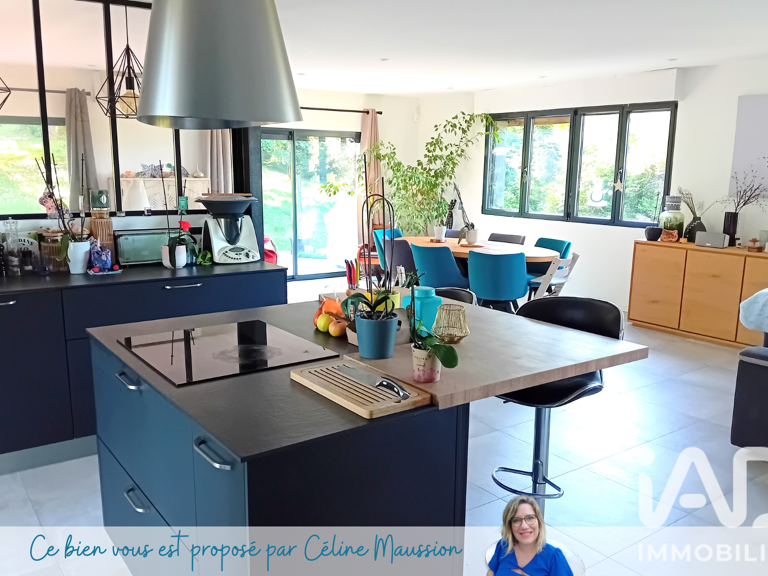 Vente Maison/villa 8 pièces — photo 1