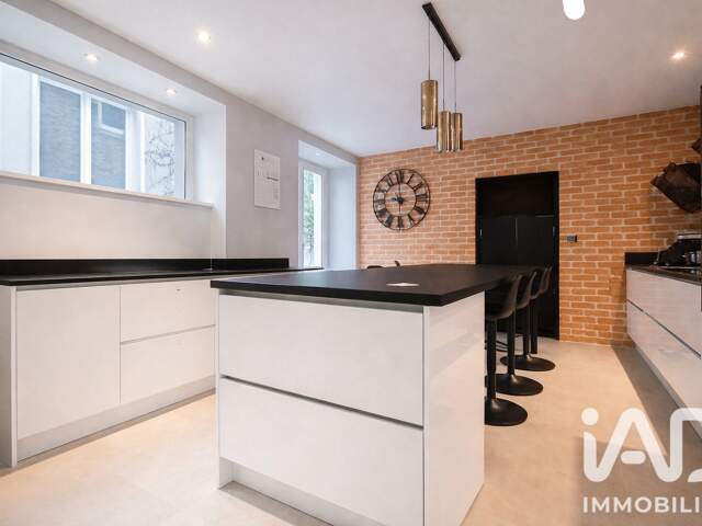 Vente Maison de ville 11 pièces — photo du bien