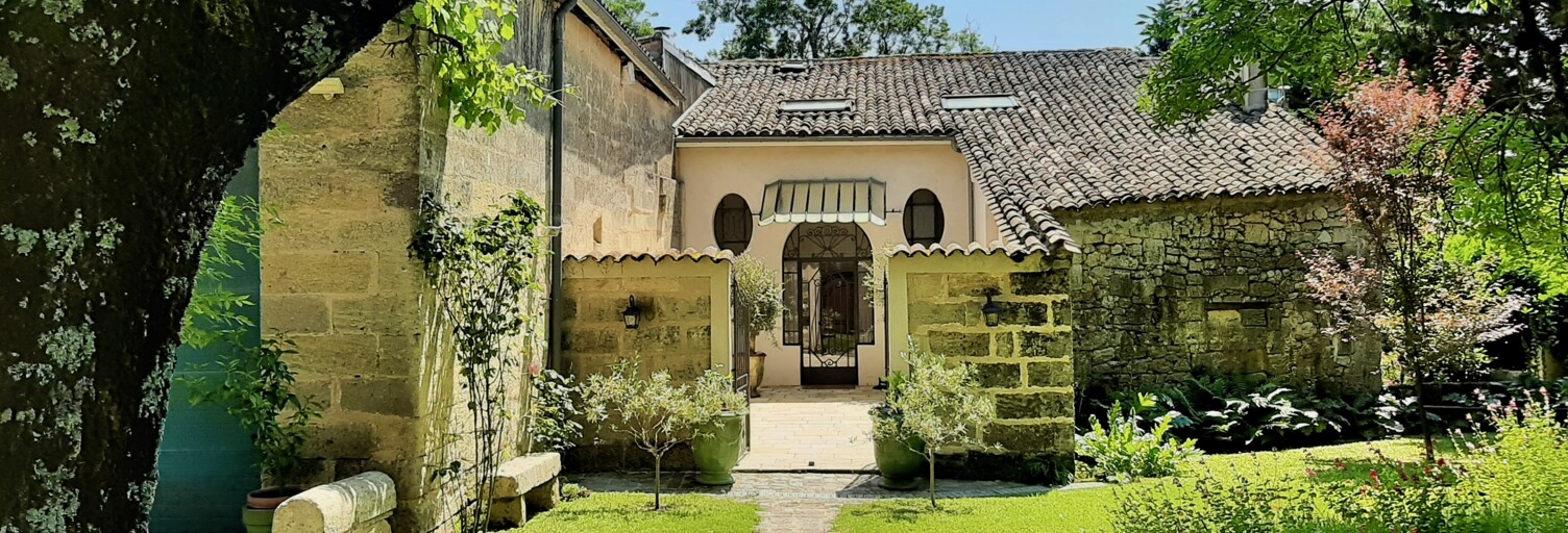 Maison 10 Pièces 300 m² à vendre à Saint-Émilion (33330)