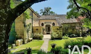 Maison 10 Pièces 300 m² à vendre à Saint-Émilion (33330)