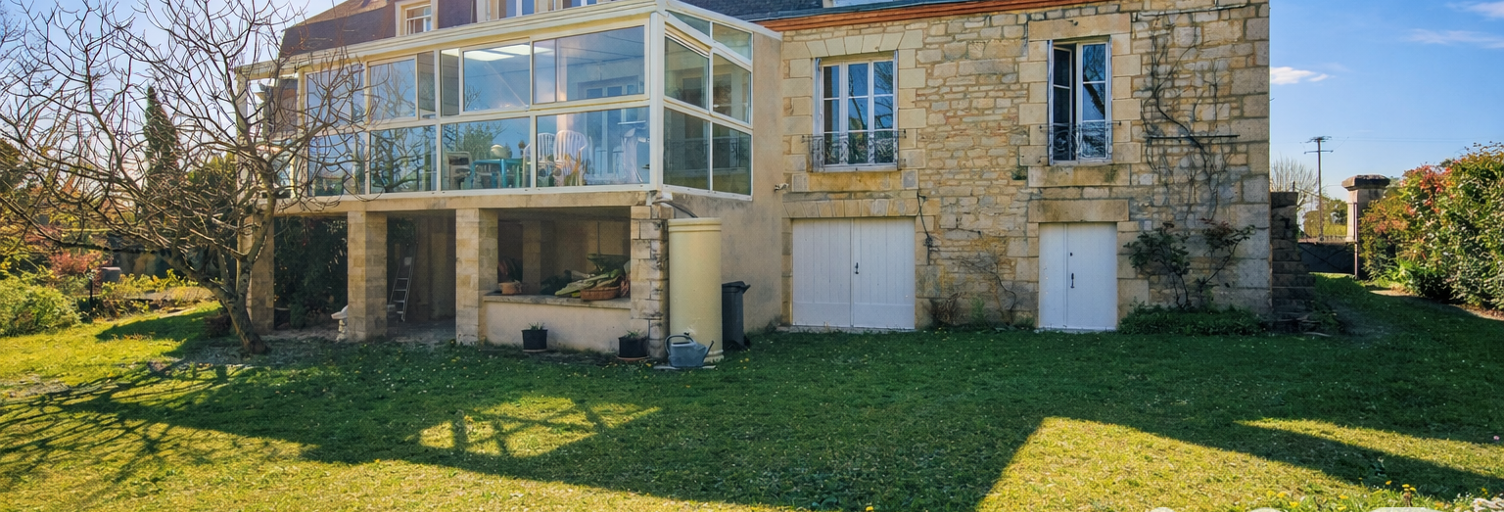 Maison 8 Pièces 241 m² à vendre à Cressensac-Sarrazac (46600)