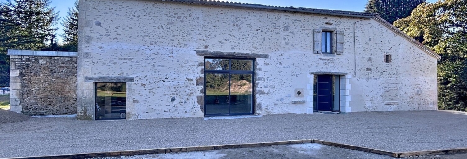 Maison 6 Pièces 261 m² à vendre à Écuras (16220)