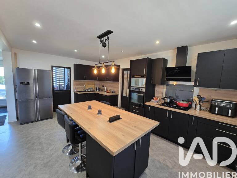 Vente Maison/villa 6 pièces — photo 1