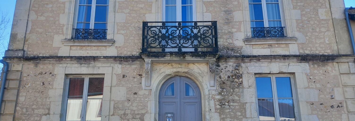 Maison 7 Pièces 143 m² à vendre à Beaumont-les-Autels (28480)