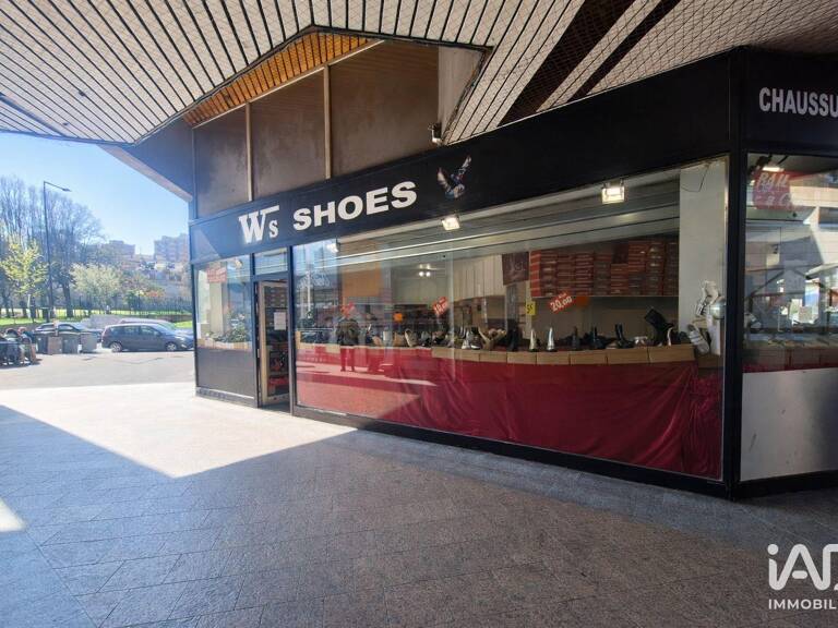 Vente Boutique/Local commercial 50 m&sup2; — photo 1