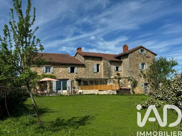 Vente Maison traditionnelle 8 pièces — photo du bien