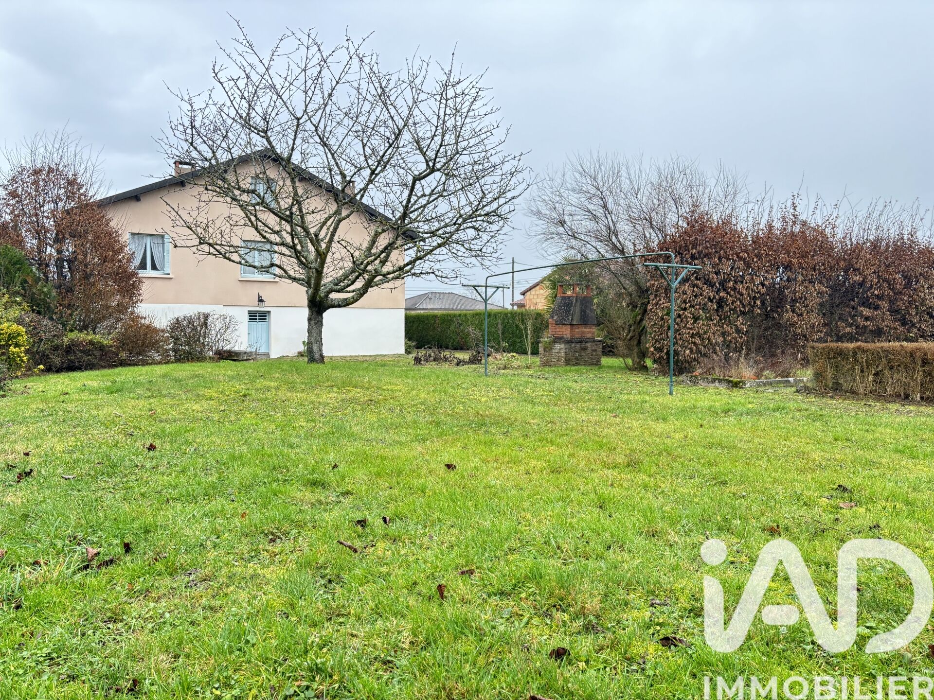 Creches-Sur-Saone - 141m² - 5p. - 4ch.