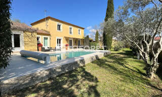 Maison 8 Pièces 187 m² à vendre à Sorgues (84700)
