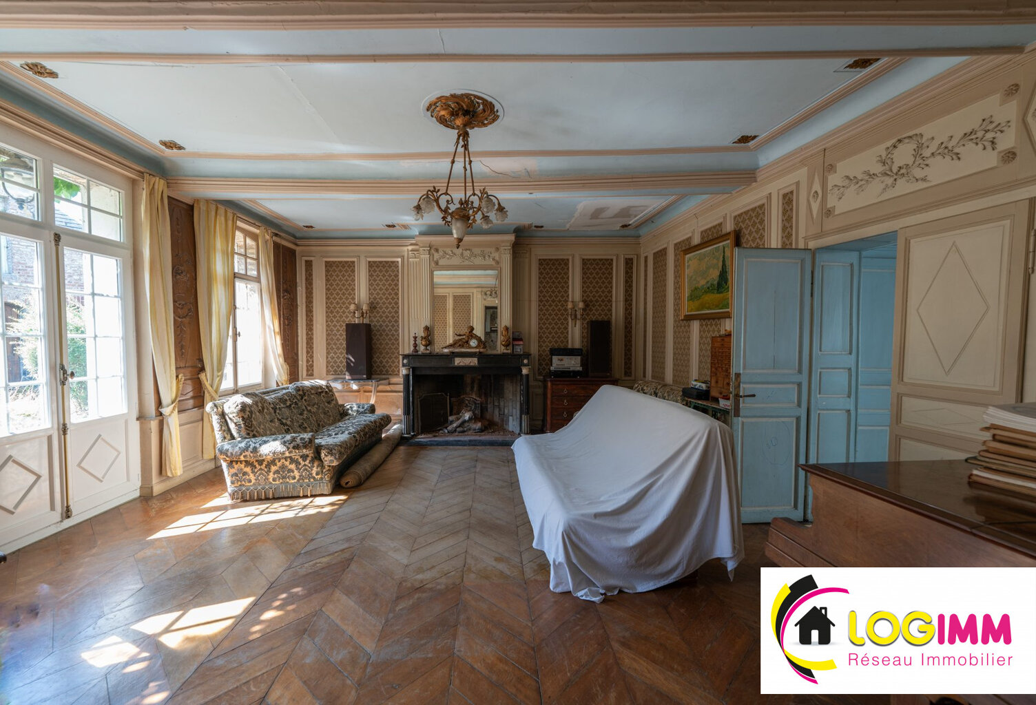 MAISON BOURGEOISE — photo 1