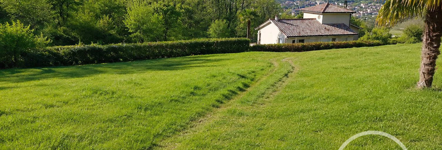 Terrain  1272 m² à vendre à Saint-Clair-du-Rhône (38370)