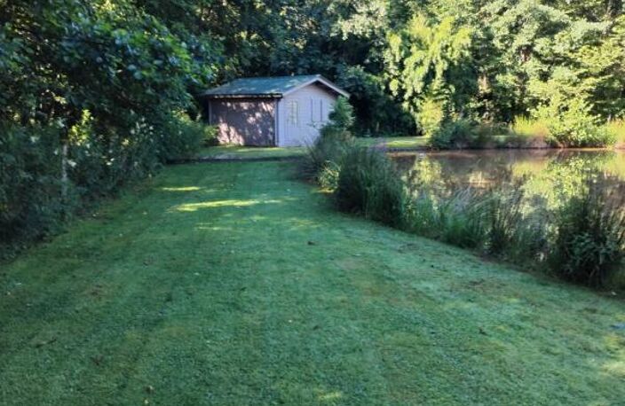 Frahier, au calme Etang dans un cadre verdoyant — photo 2