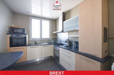 Appartement 4 pièces 254000 €