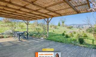 Maison 10 Pièces 213 m² à vendre à Lacenas (69640)