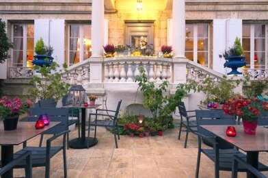 Immeuble  593500 €