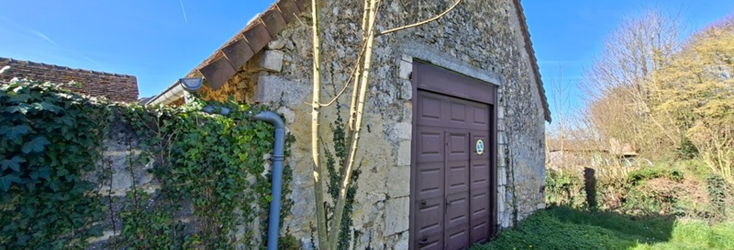 Maison 1 Pièce 75 m² à vendre à Neufchâtel-en-Saosnois (72600)