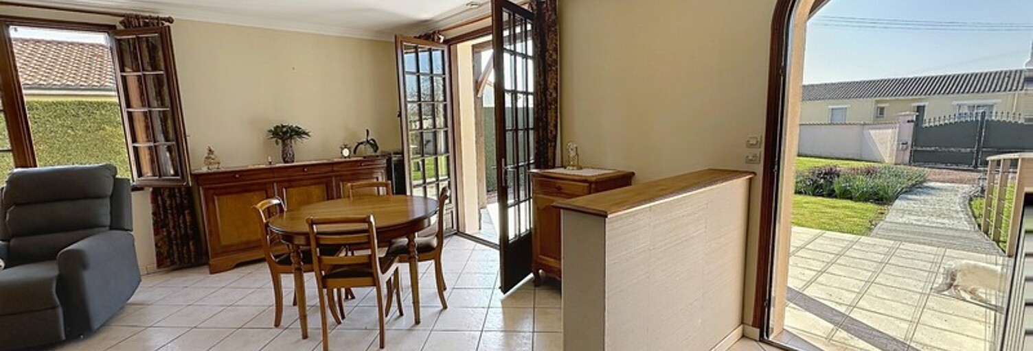 Maison 7 Pièces 149 m² à vendre à Saint-Varent (79330)